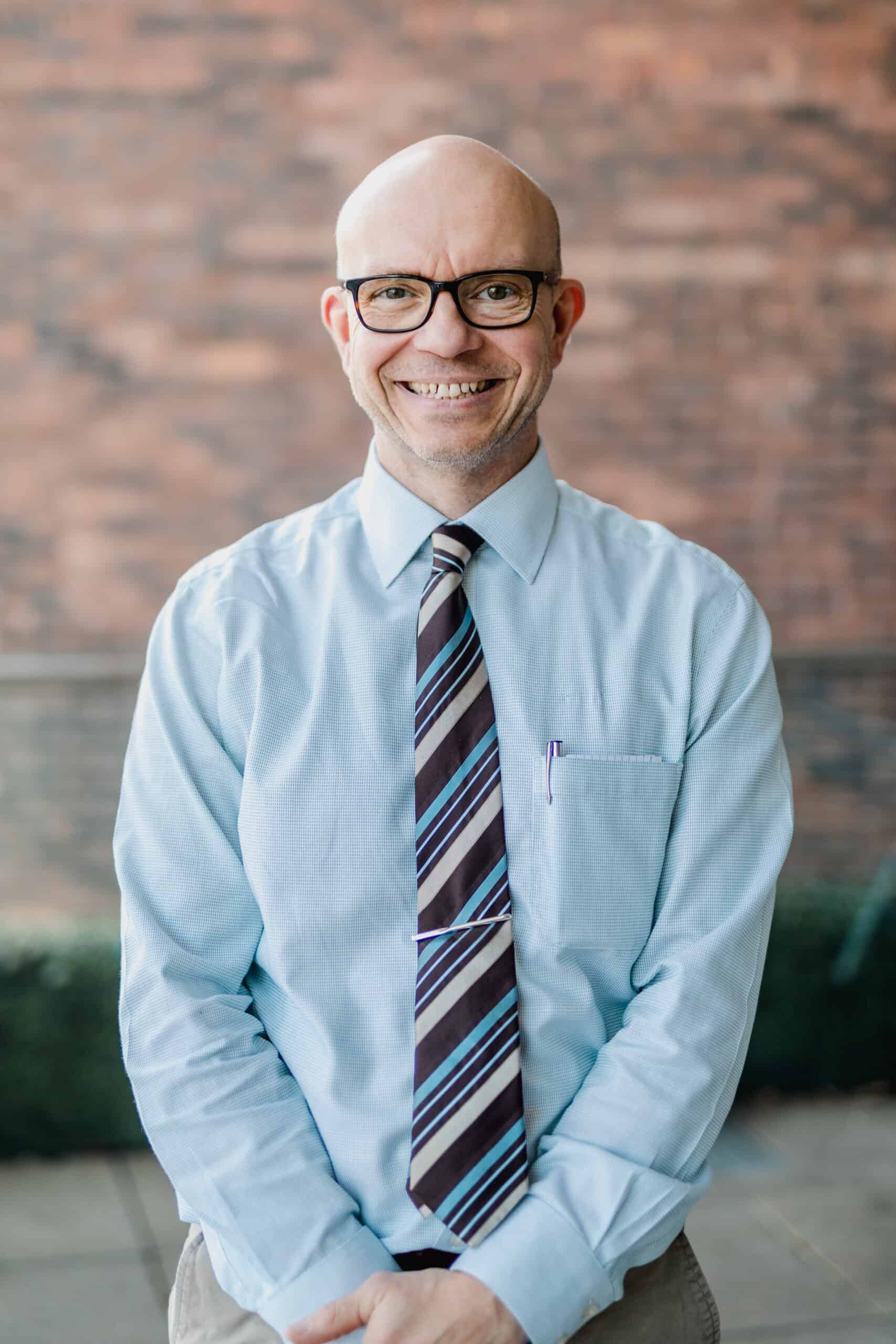 Headshot of Dr Dan Cottingham